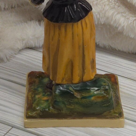 Vintage 20th Century Borghese Chalkware/Plaster Statuette - Picture 6 of 12